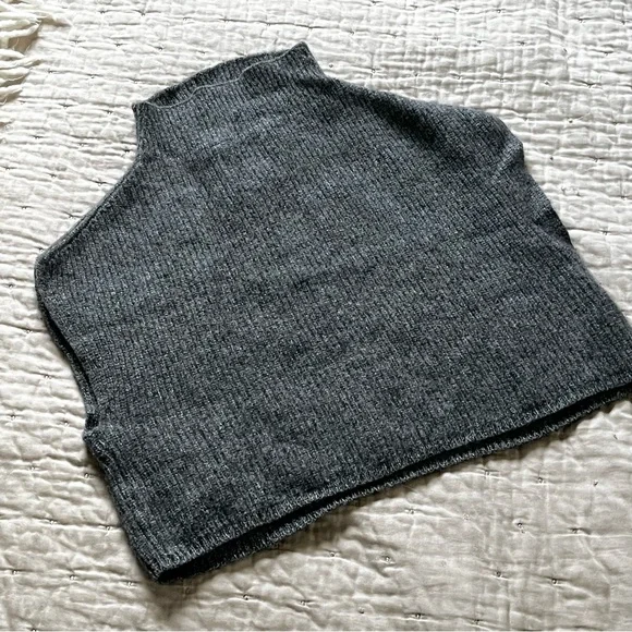 Anthropologie Cashmere Charcoal Crop Sweater Vest - Picture 8 of 12